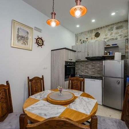 Apartman Lavanda Каштела Экстерьер фото