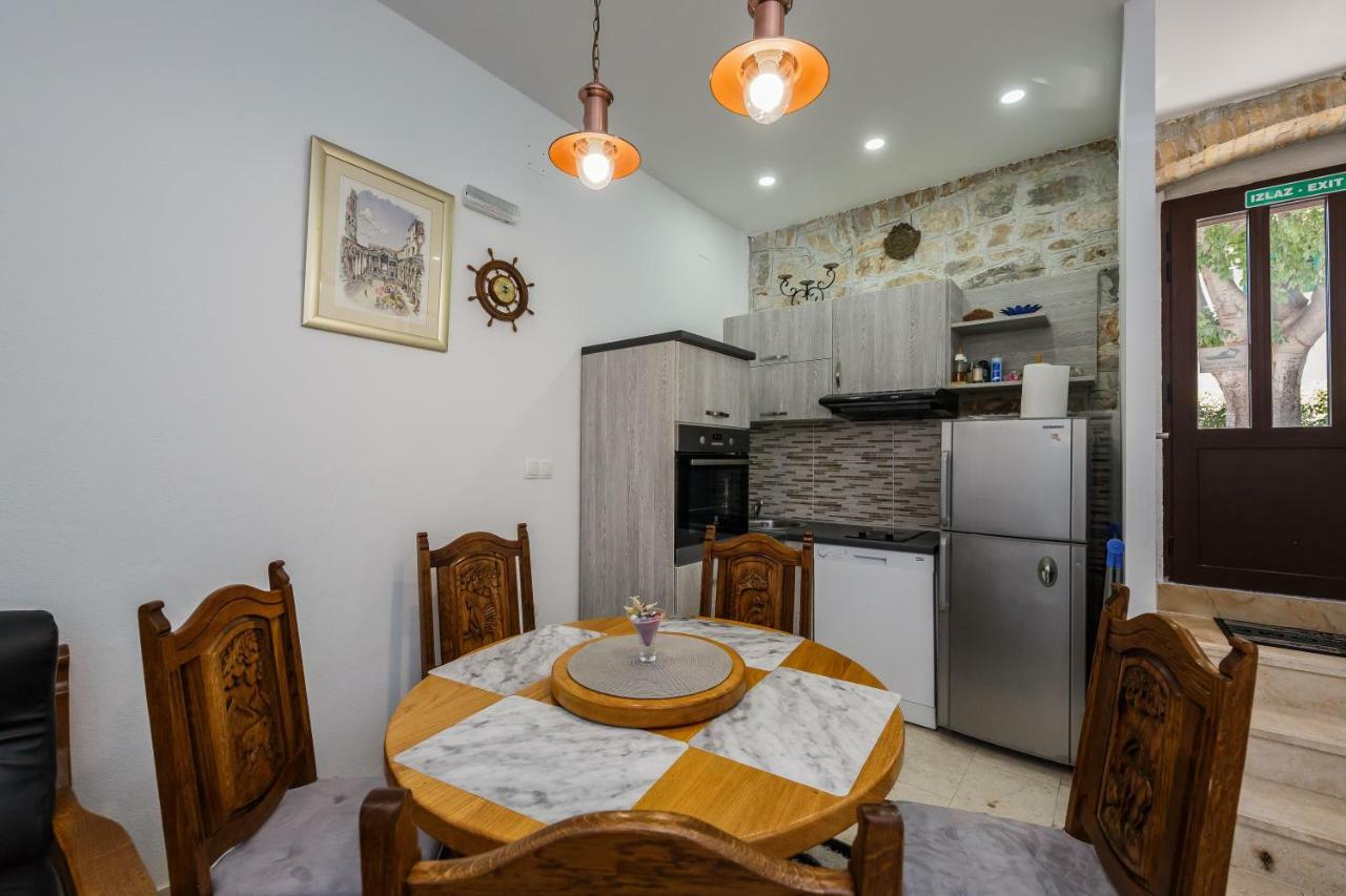 Apartman Lavanda Каштела Экстерьер фото
